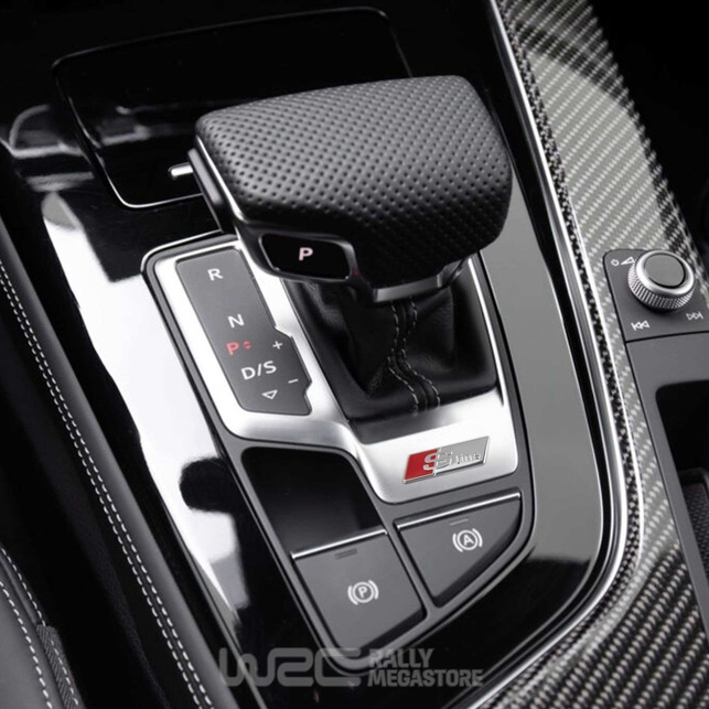 EMBLEME LOGO AUTOCOLLANT S LINE SILVER POUR VOLANT AUDI